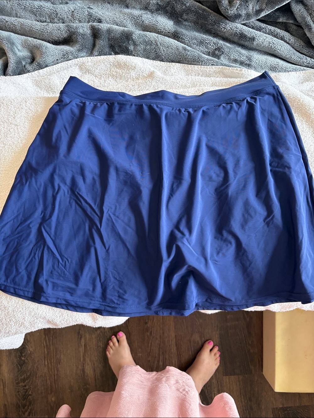 Lands' End Women's Navy Blue Active Skort